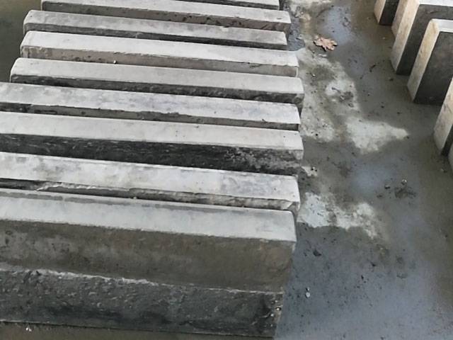 路边石
